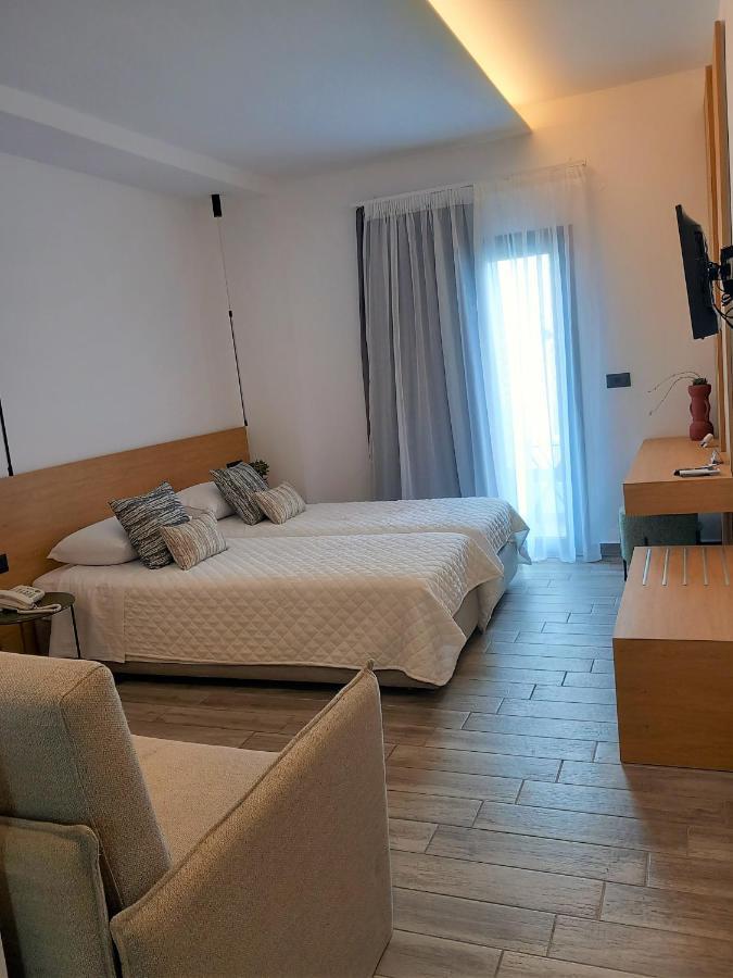 Bianco Hotel Lakkíon Eksteriør billede